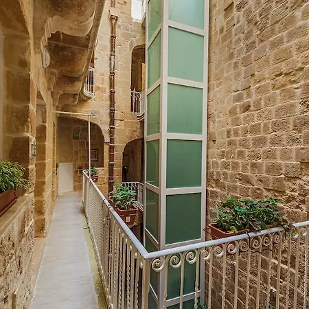 מלון דירות Merisi 2*