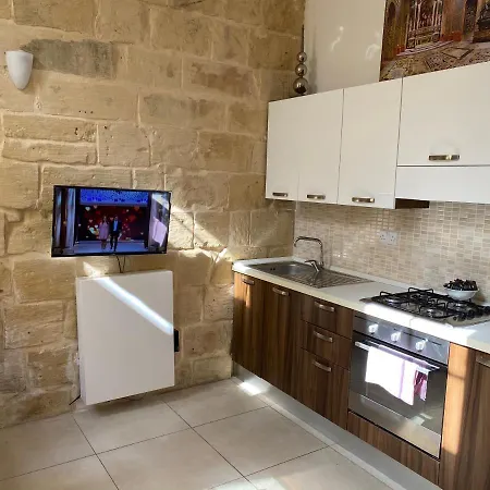 מלון דירות Merisi 2*