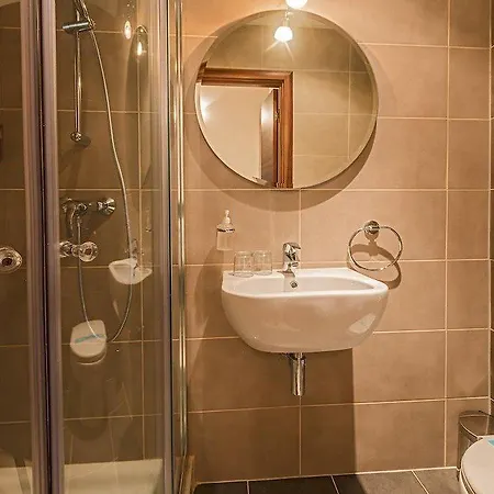 Merisi Aparthotel 2*